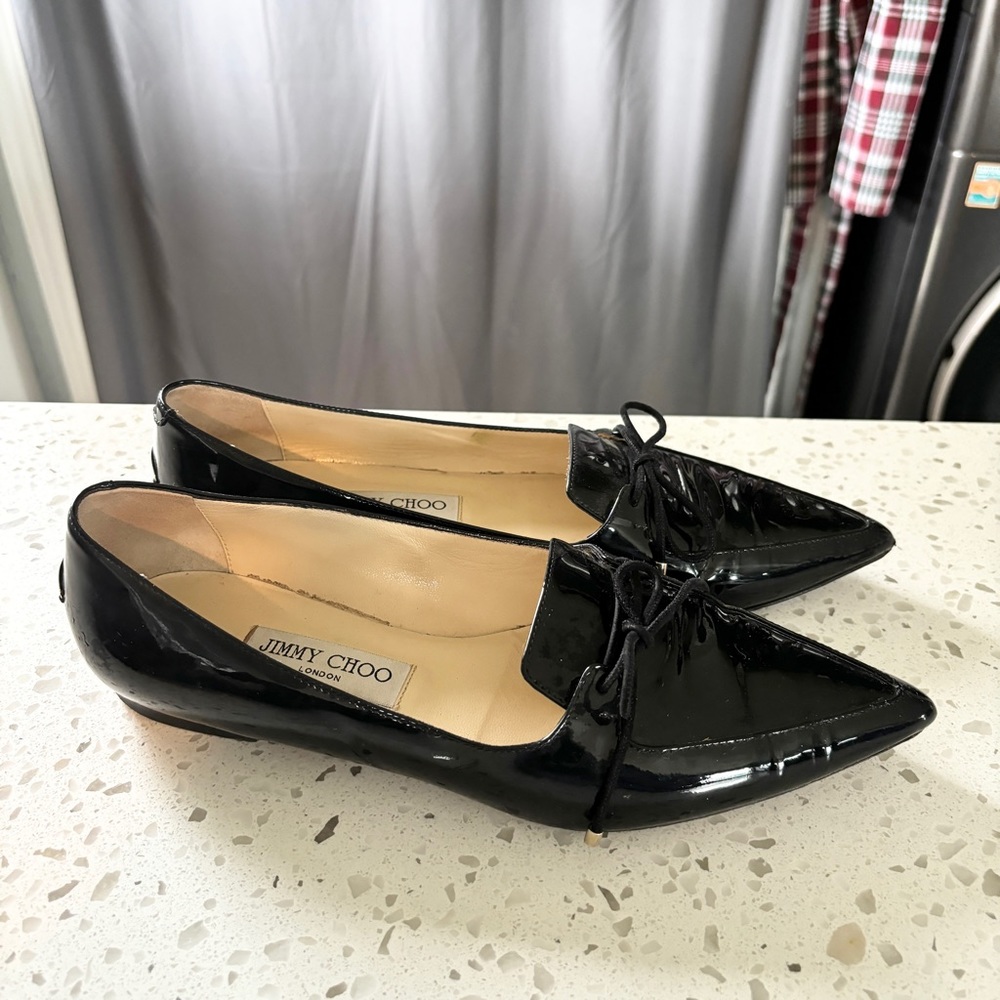 SOLD - Jimmy Choo Women’s Pointed Flats Size 7